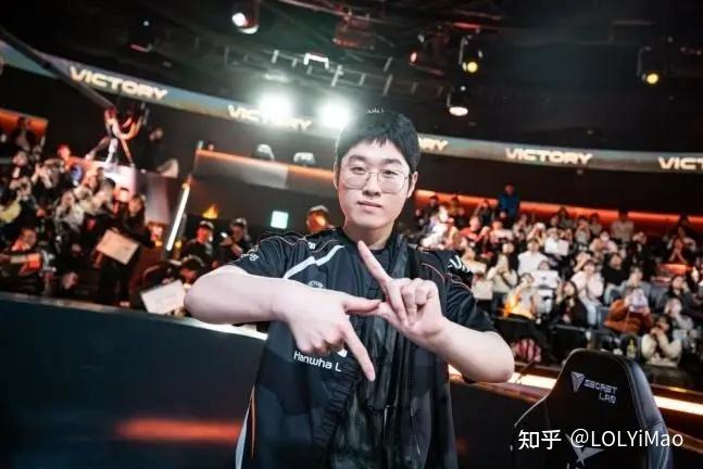 开云体育登录-包含KT绝杀IG，Zeus打出惊人五杀宿敌对决小组赛，成为赛场最大亮点的词条