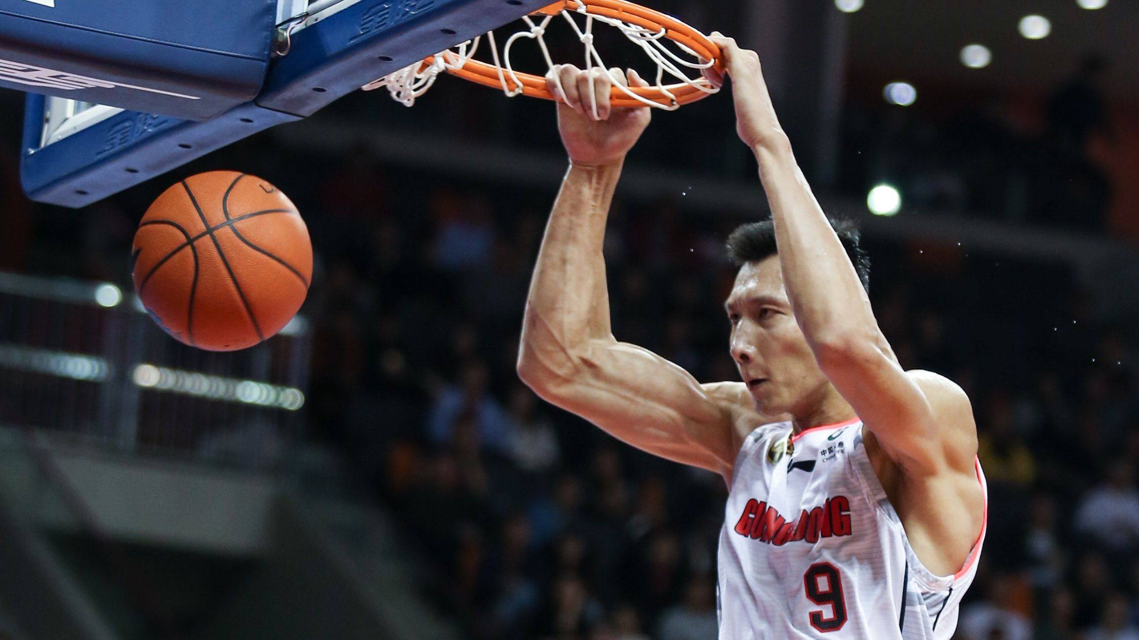 易建联为广东宏远队取得CBA冠军献上卓越表现的简单介绍 易建联为广东宏远队取得CBA冠军献上卓越表现的简单介绍