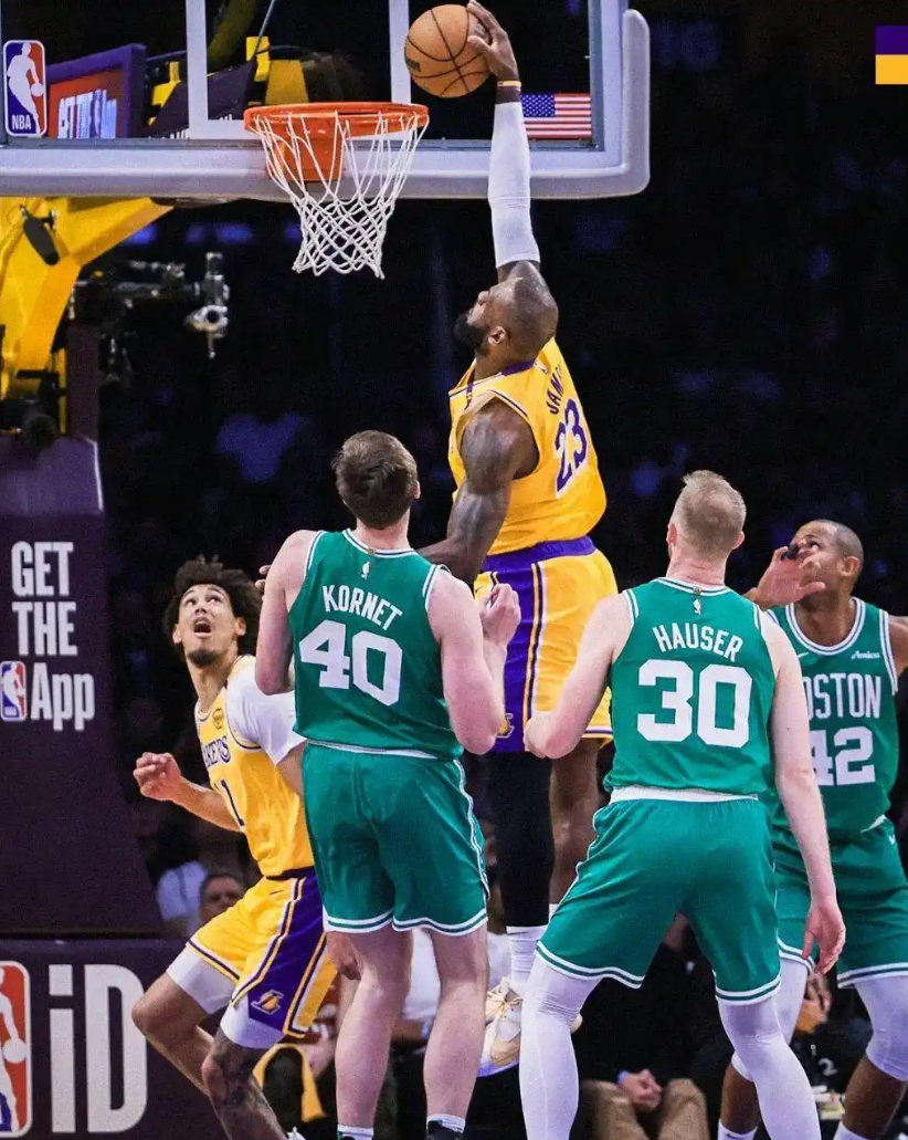 包含湖人横扫波兰男篮,米切尔关键制胜的词条 包含湖人横扫波兰男篮,米切尔关键制胜的词条