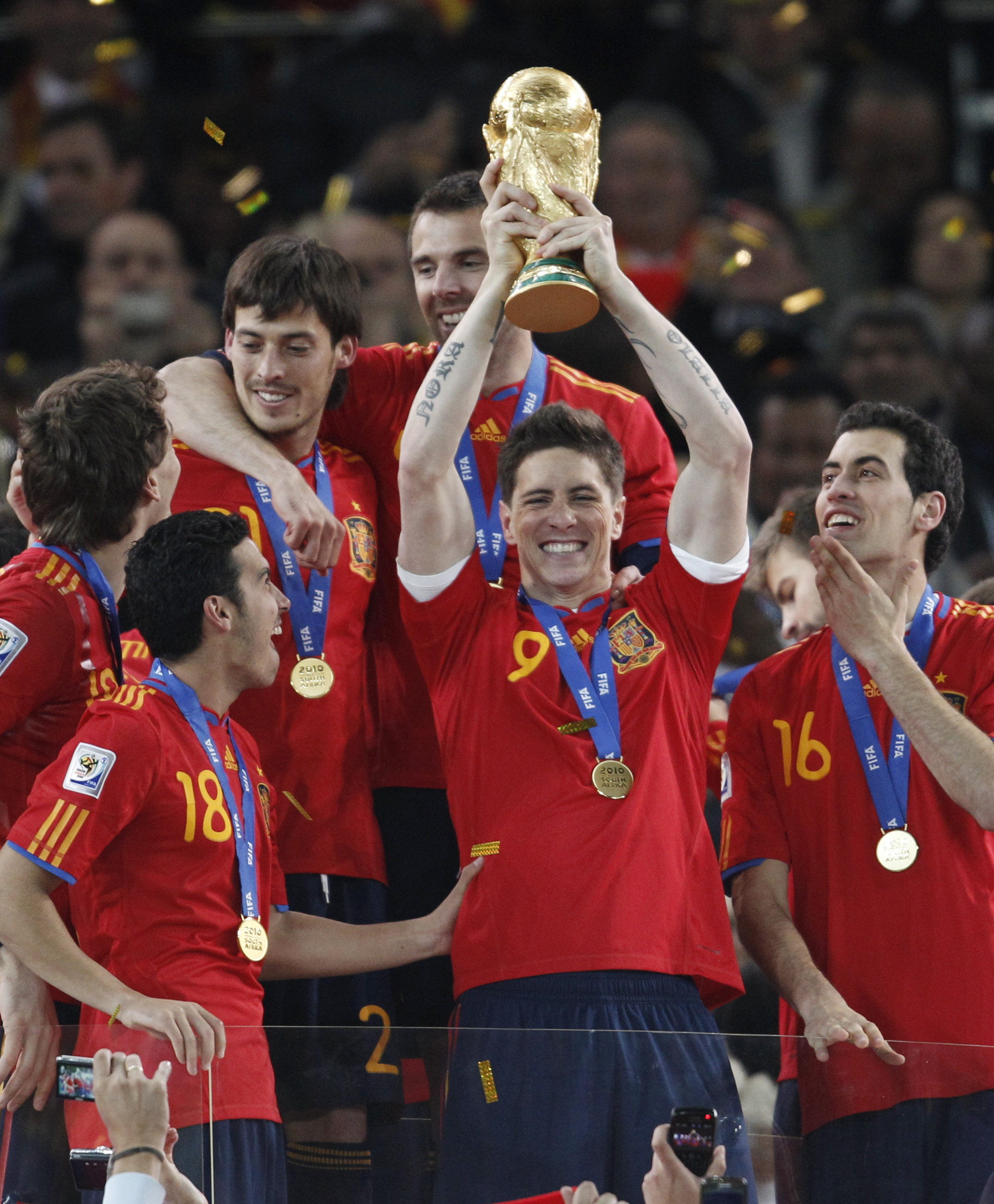 中国强势日本,托雷斯爆发神勇 中国强势日本,托雷斯爆发神勇