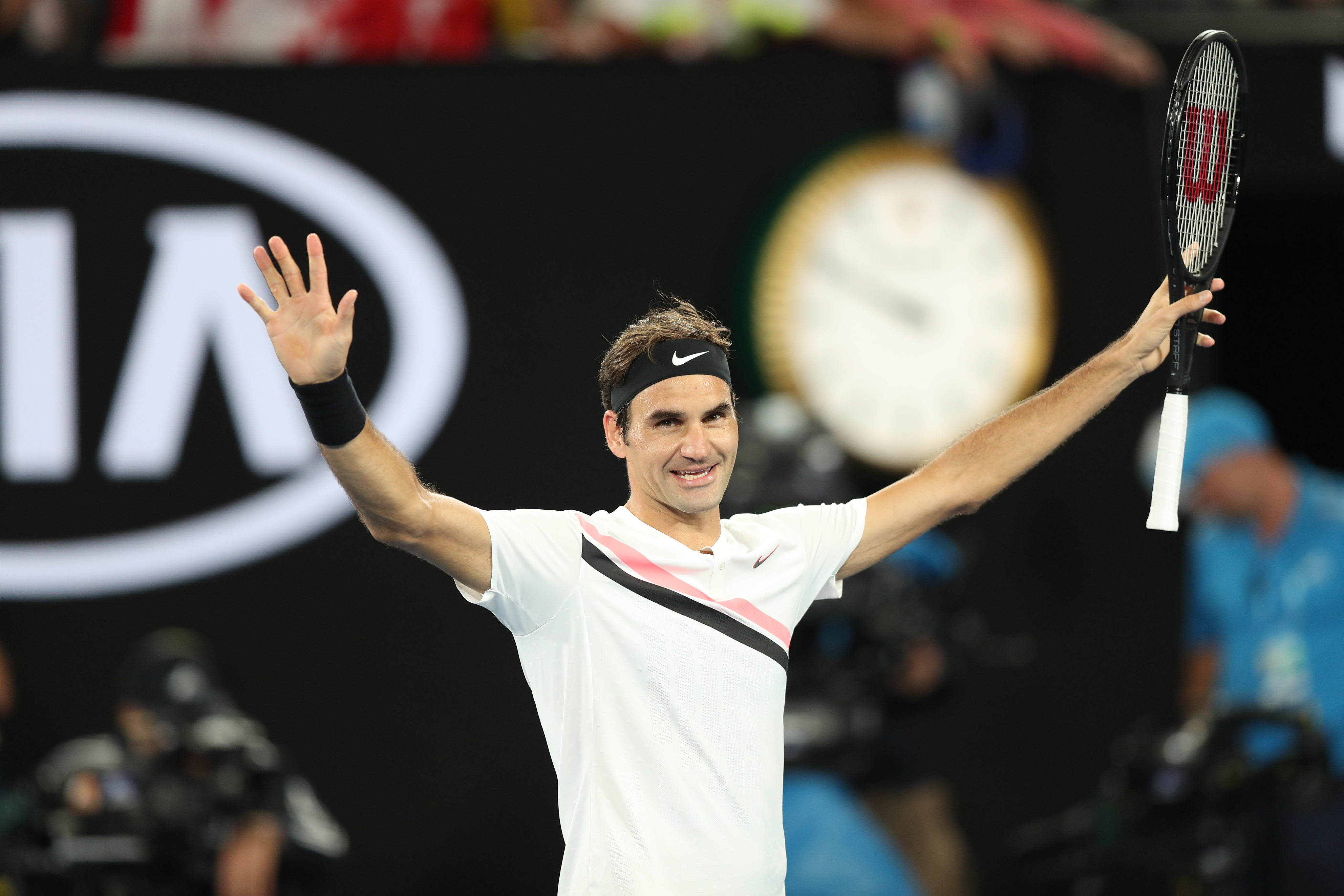 澳大利亚网球队血洗世界网球队,费德勒制霸全场的简单介绍 澳大利亚网球队血洗世界网球队,费德勒制霸全场的简单介绍