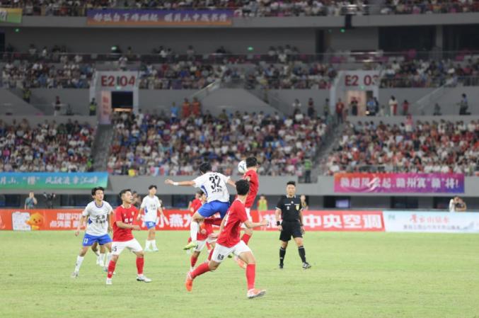 包含势均力敌!谁能在球场上占据上风的词条 包含势均力敌!谁能在球场上占据上风的词条