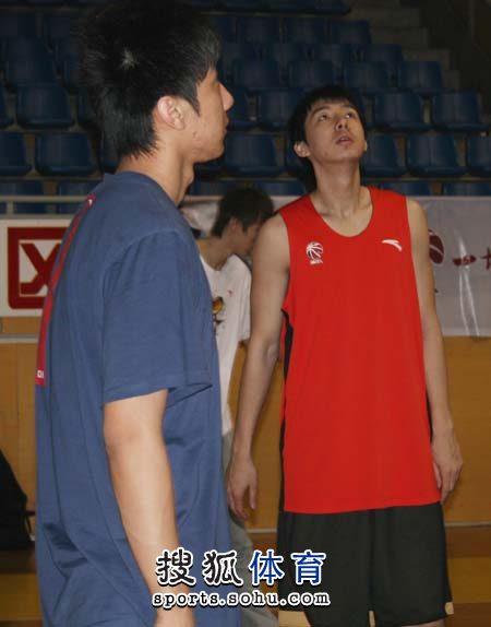 战术调整紧锣密鼓目标是取得胜利 战术调整紧锣密鼓目标是取得胜利