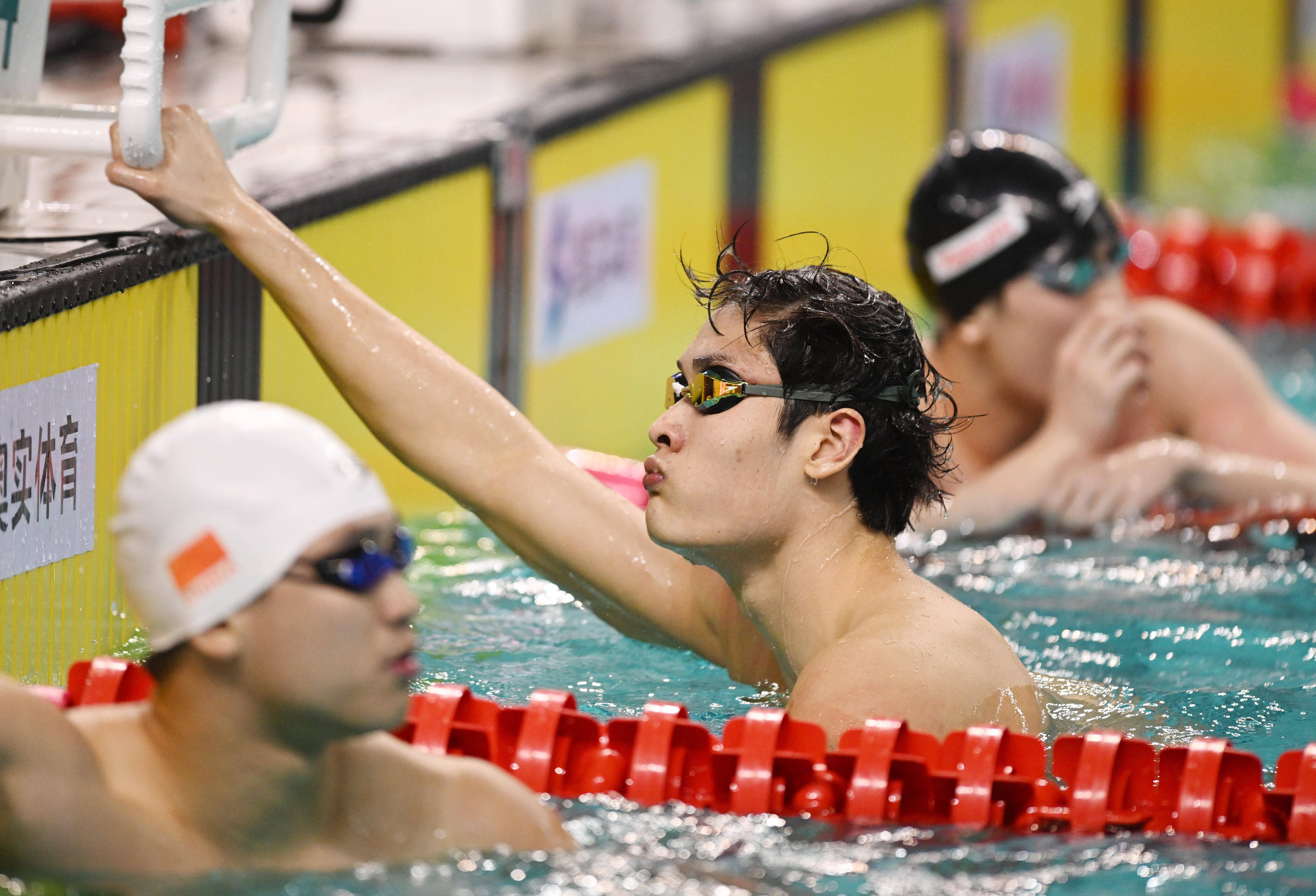 比利时运动员在游泳比赛中取得佳绩,夺得亚军的简单介绍 比利时运动员在游泳比赛中取得佳绩,夺得亚军的简单介绍