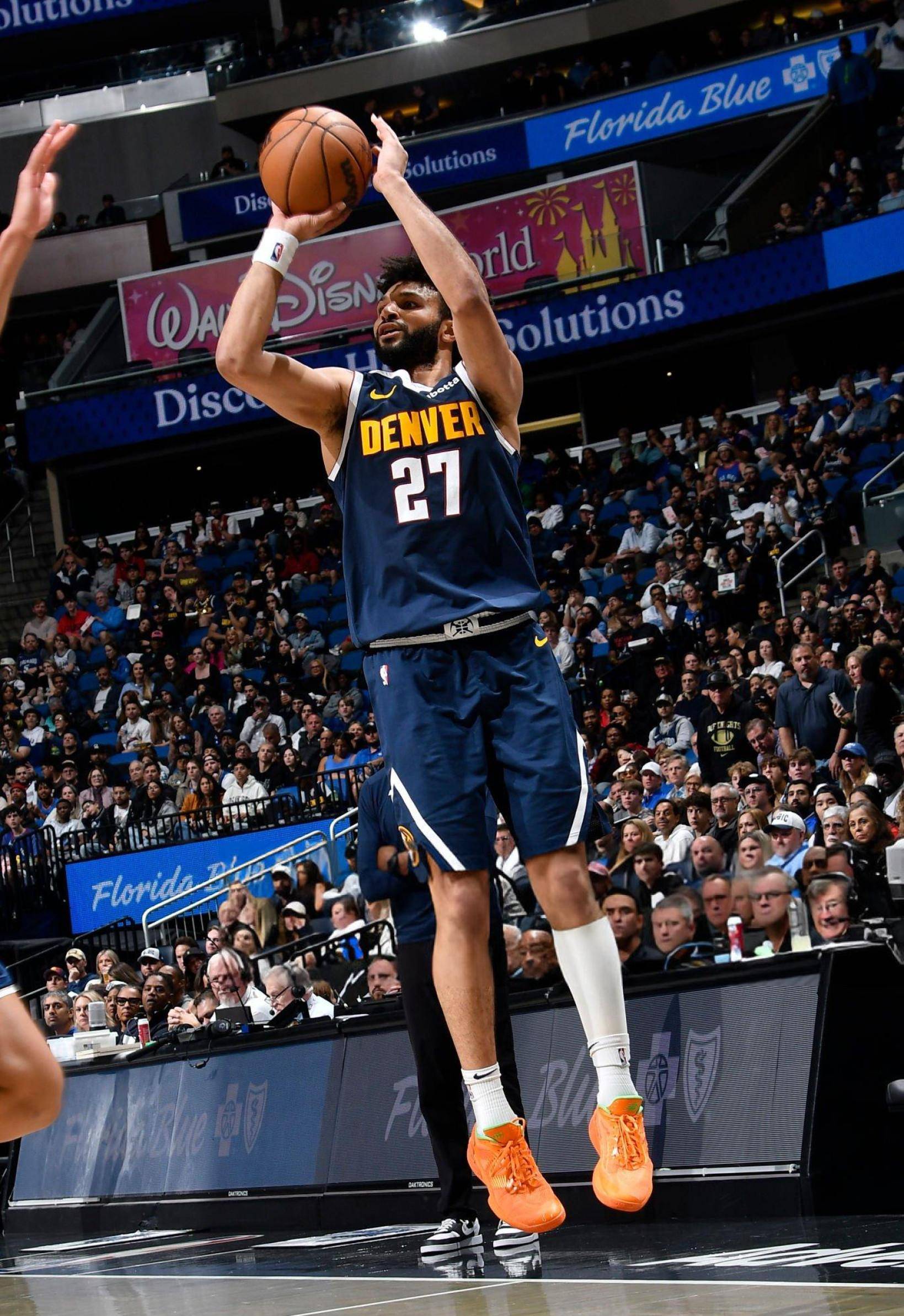 掘金全队气势汹汹，霸气夺胜