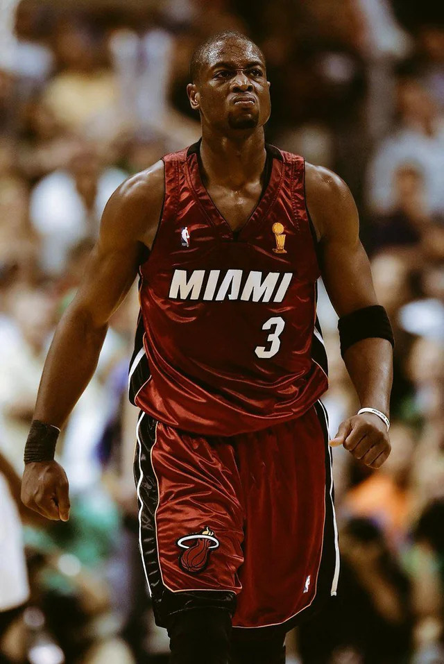 开云体育官网-热火球员风采依旧，全明星赛诠释巅峰实力的简单介绍