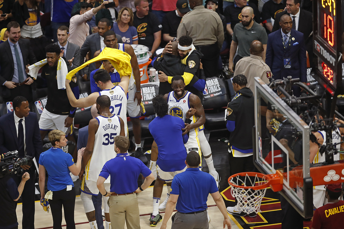 开云APP-包含极具看点的对决，球队尽显技术优势的词条