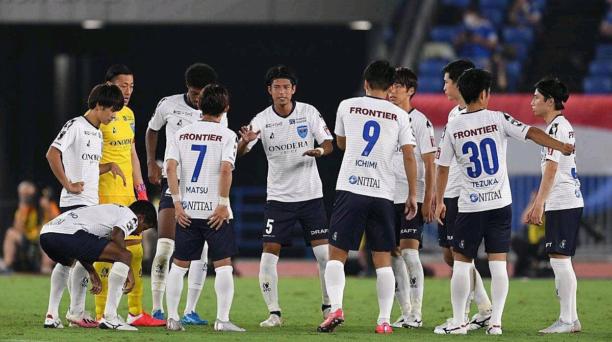 包含广岛三箭在主场赢得胜利，为球队士气加分的词条