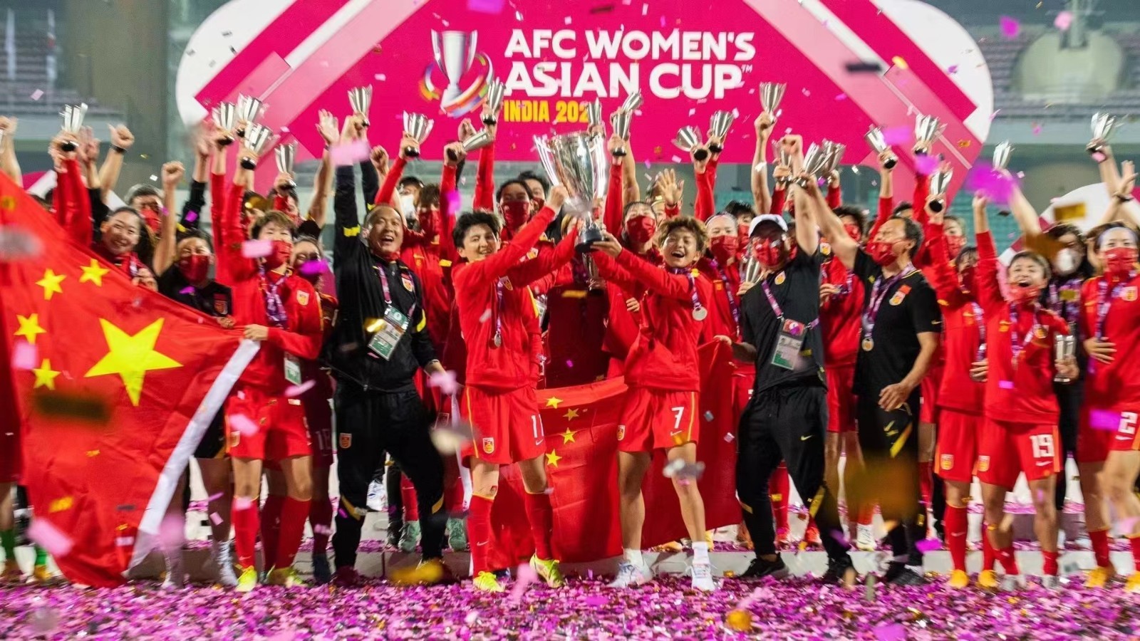 亚洲冠军在国际联赛赢得冠军