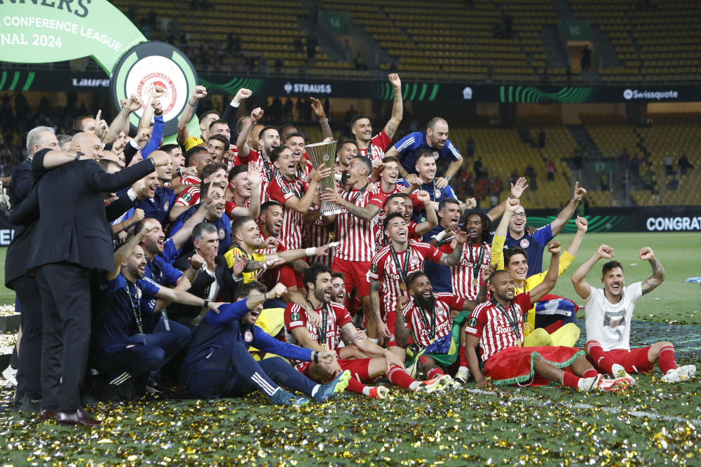 欧国联比赛场上精彩纷呈的一幕