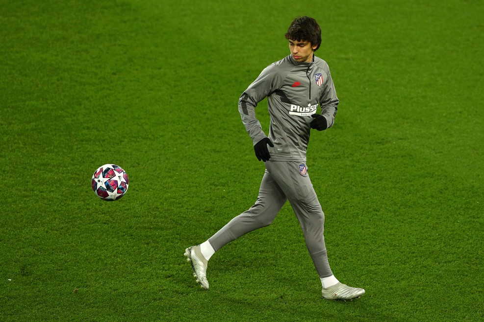 关于马德里竞技无助于再战，节节败退的信息