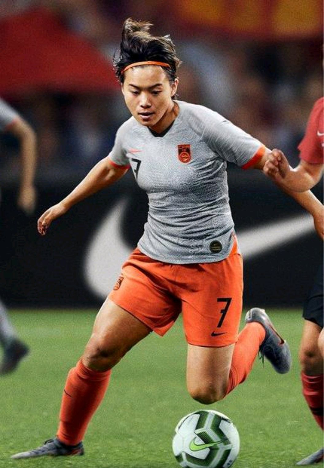 关于女足名将王霜交流俱乐部经验的信息 关于女足名将王霜交流俱乐部经验的信息