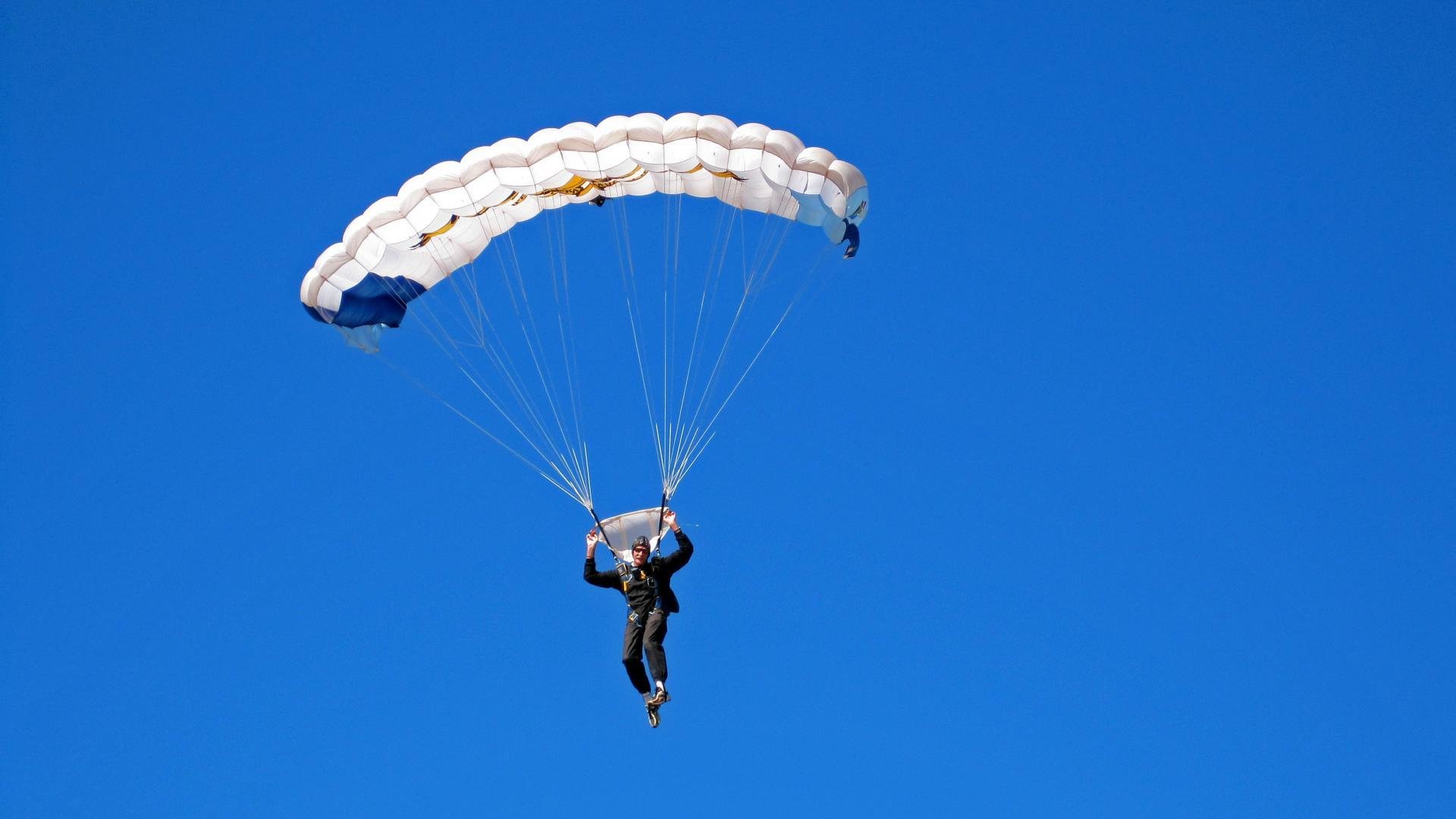 西甲国家德比之夜，布伦森冠军级表现