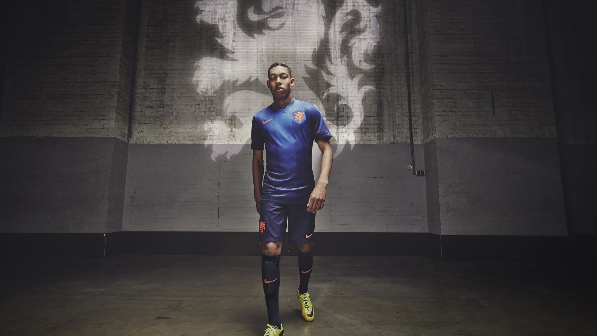 范戴克扛起全队,尼日利亚火力压制冰岛的战术启示