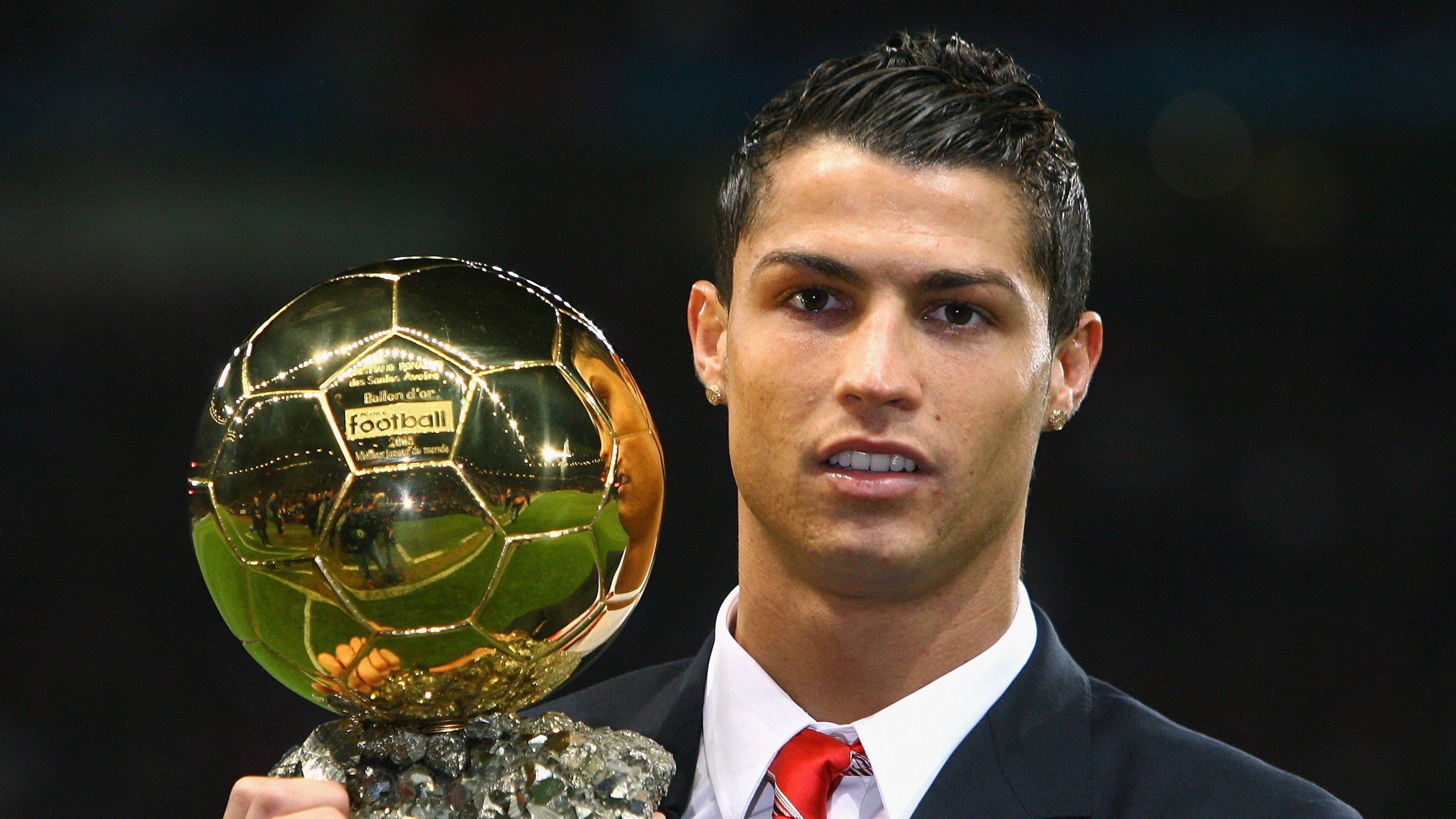 从摩洛哥到摩纳哥，足球世界的碾压寓言，与基耶萨的英超争冠启示录