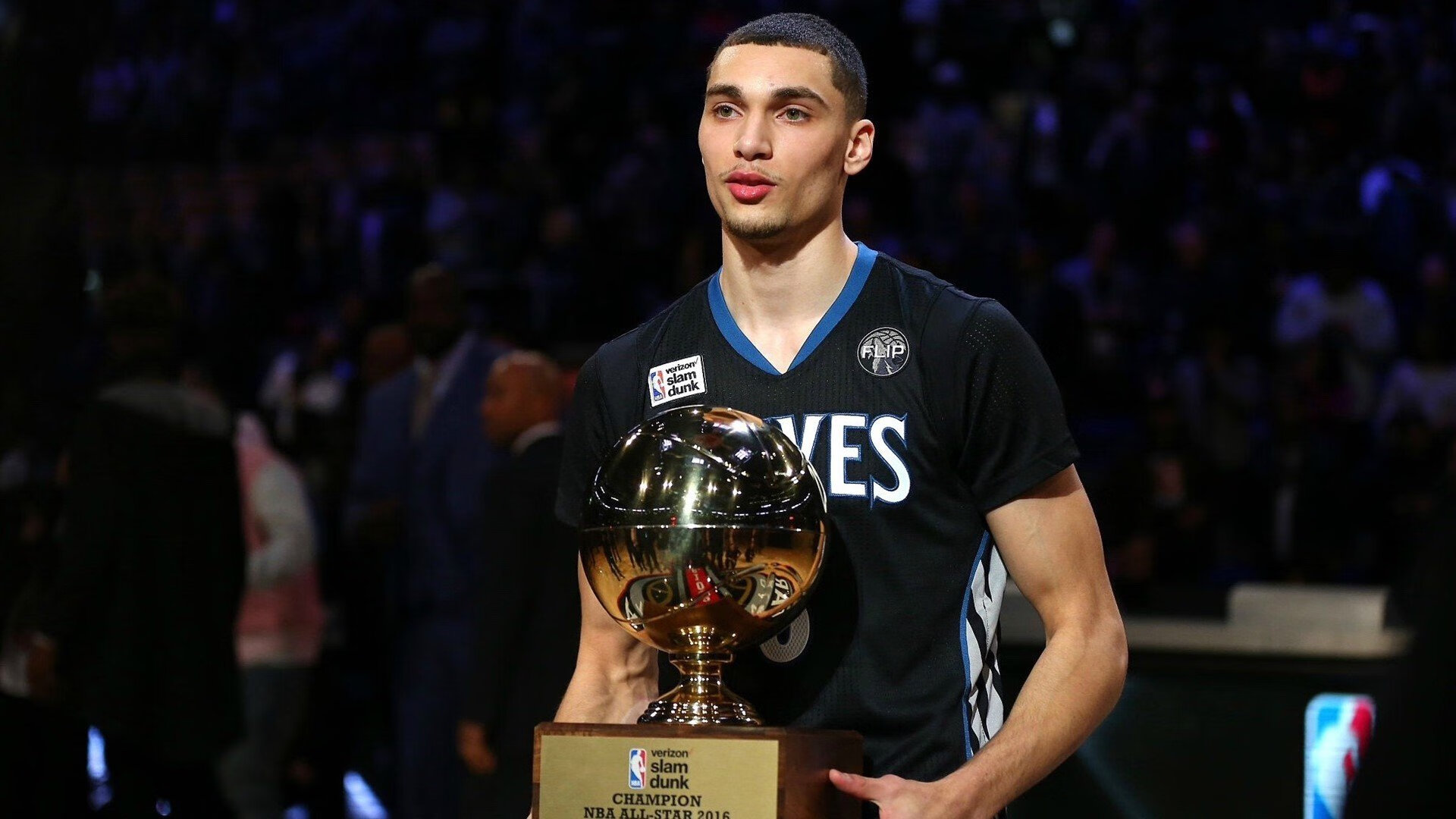 孤骑破阵—德罗赞扛起全队，骑士马刺巅峰对决见证英雄诞生