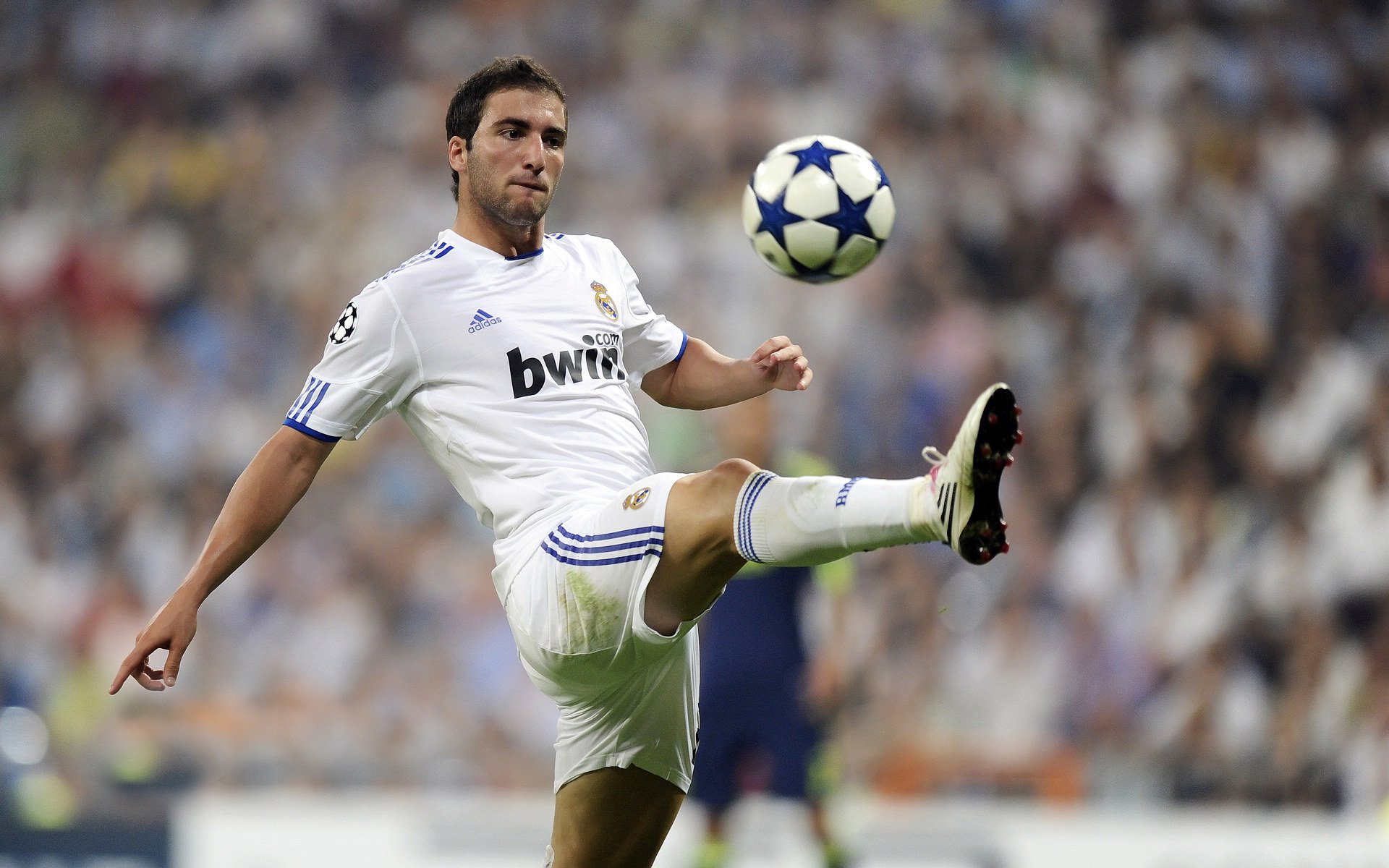 哈弗茨领衔，阿森纳南美战术演练横扫哥伦比亚联队