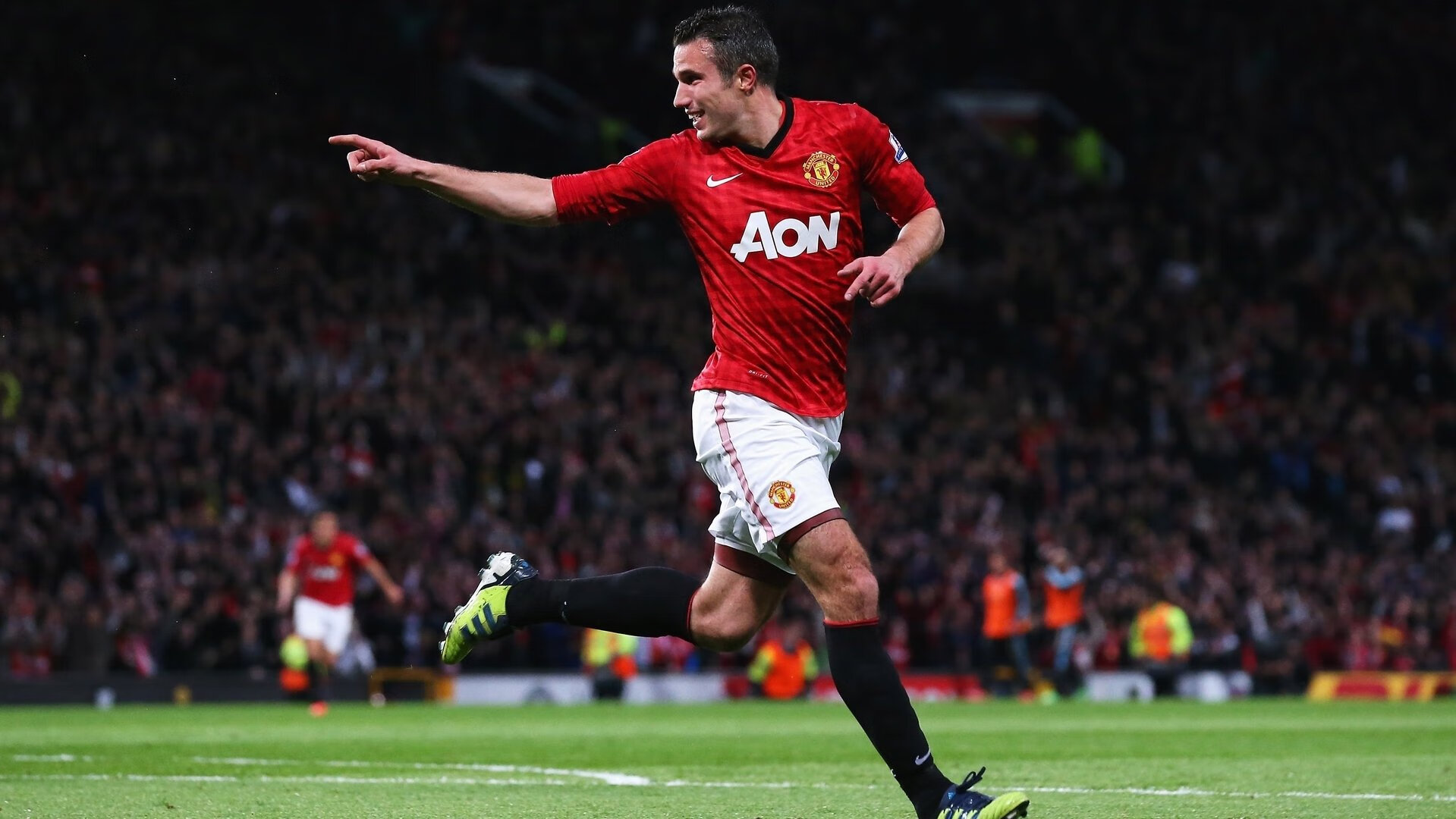 篮球世界的东方回响，广州队跨洋碾压雄鹿，米切尔惊艳四座改写叙事